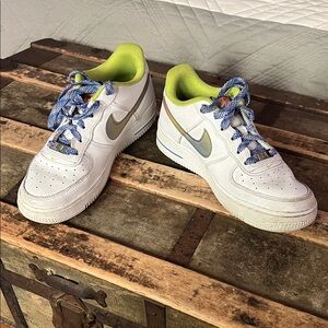 Nike Air Force 1